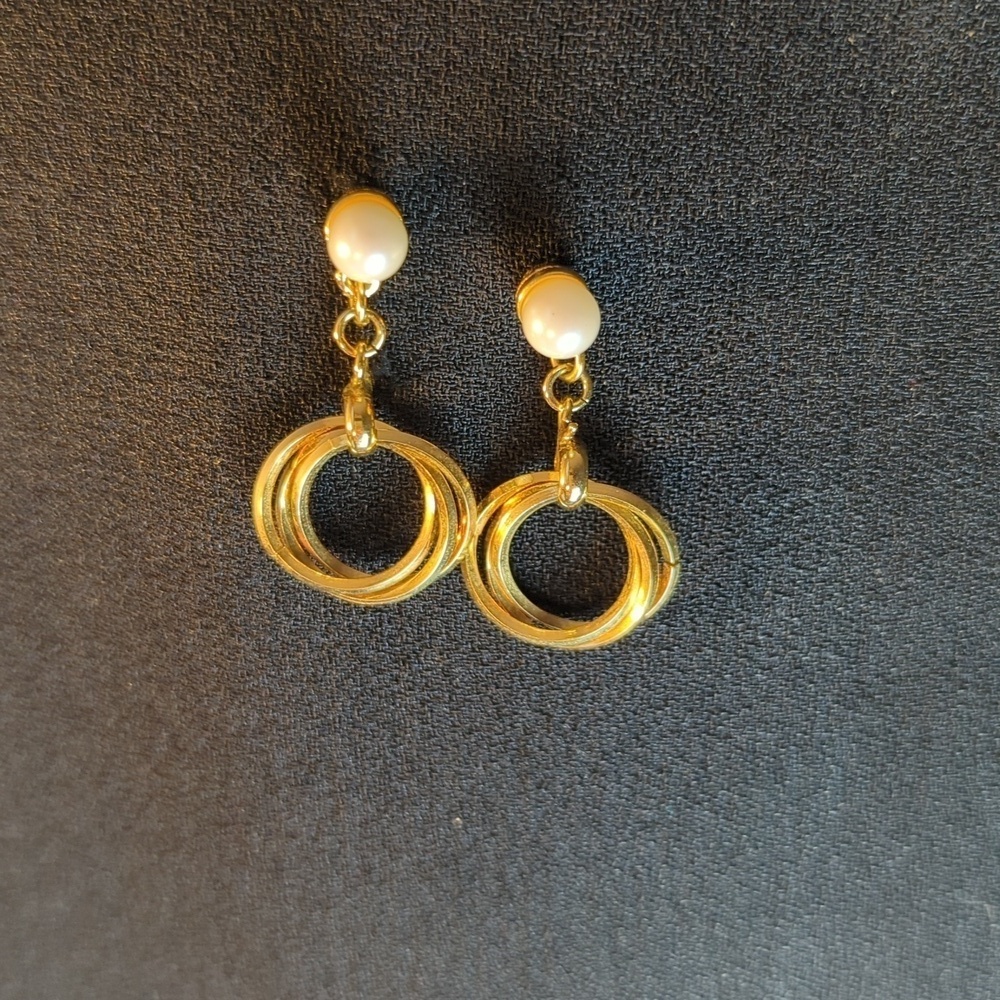 Gold tone Faux pearl earrings drop 3 danglers steel posts with like new …